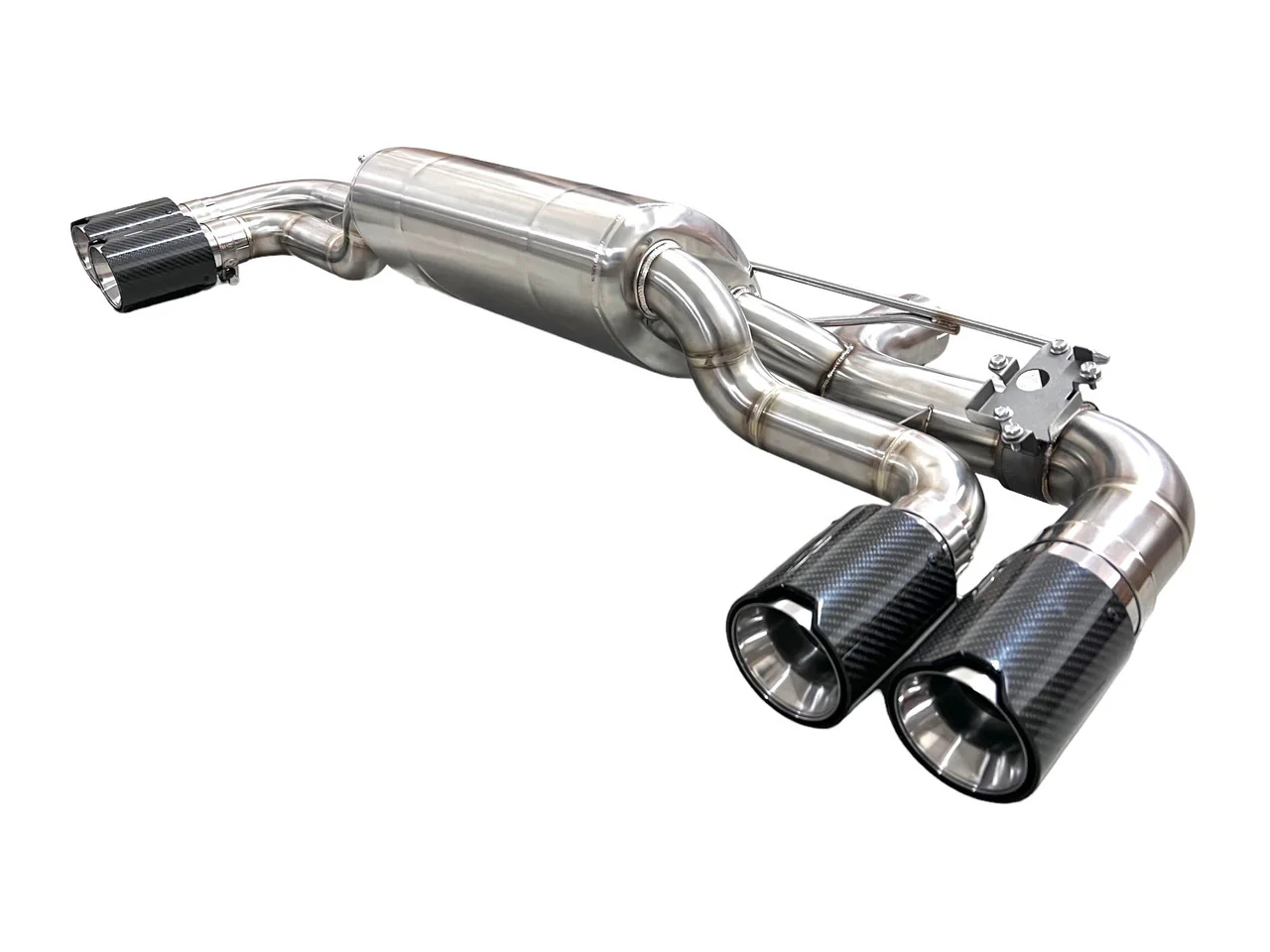 MAD Exhaust BMW 540i G30 (2017-2023) Performance Axle Back Muffler