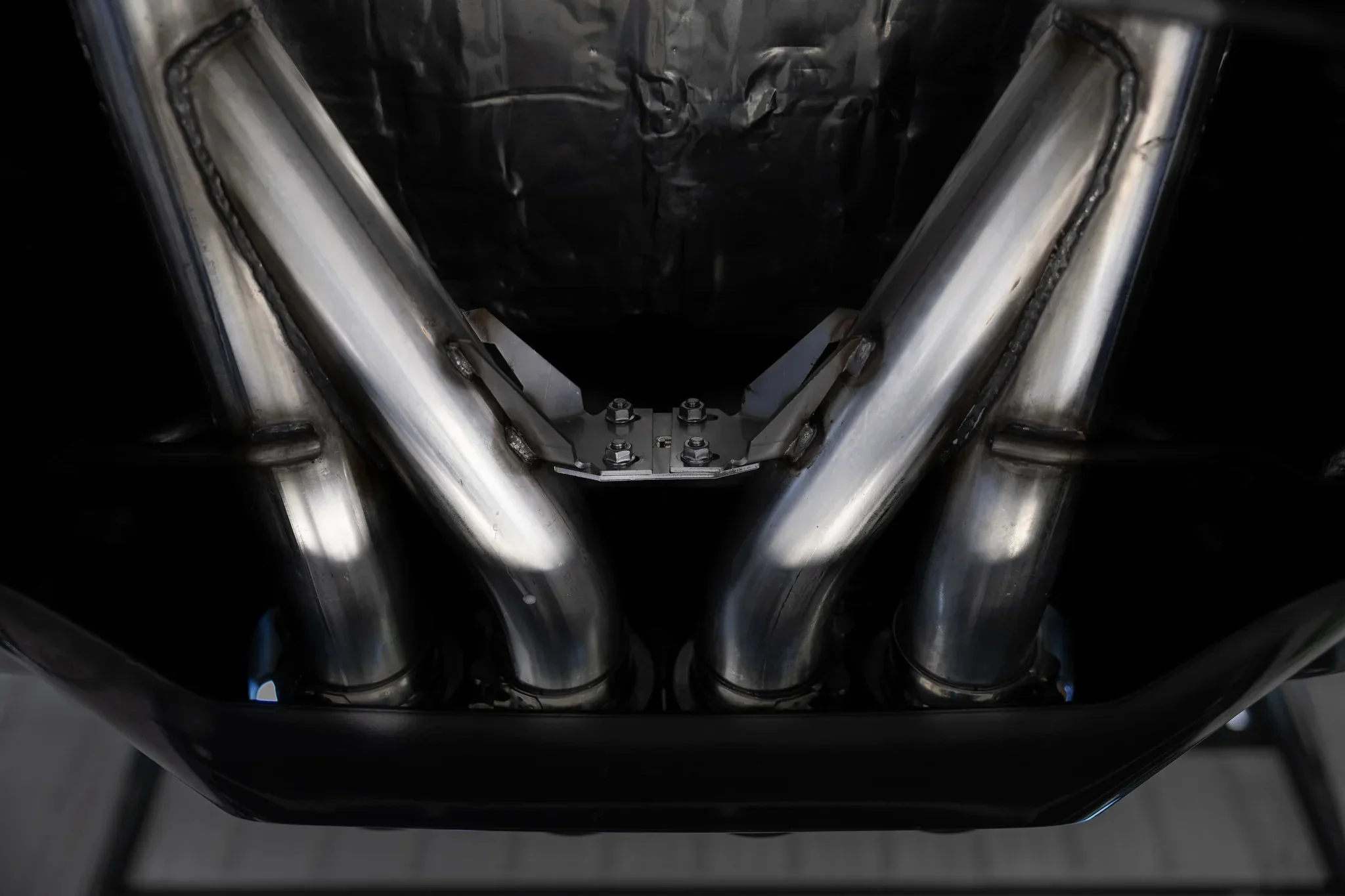 MBRP Exhaust for Corvette C7 6.2L V8 (2014-2019) 3" Axleback Stainless with Quad Carbon Fiber or Black-Coated Tips - Image 15