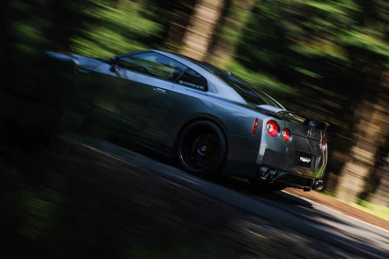 MBRP Exhaust Nissan GTR R35 3.8L (09-24) Bolt-On 3.5" Catback / 5" Dual Out Carbon Fiber Quad Tips - Image 12