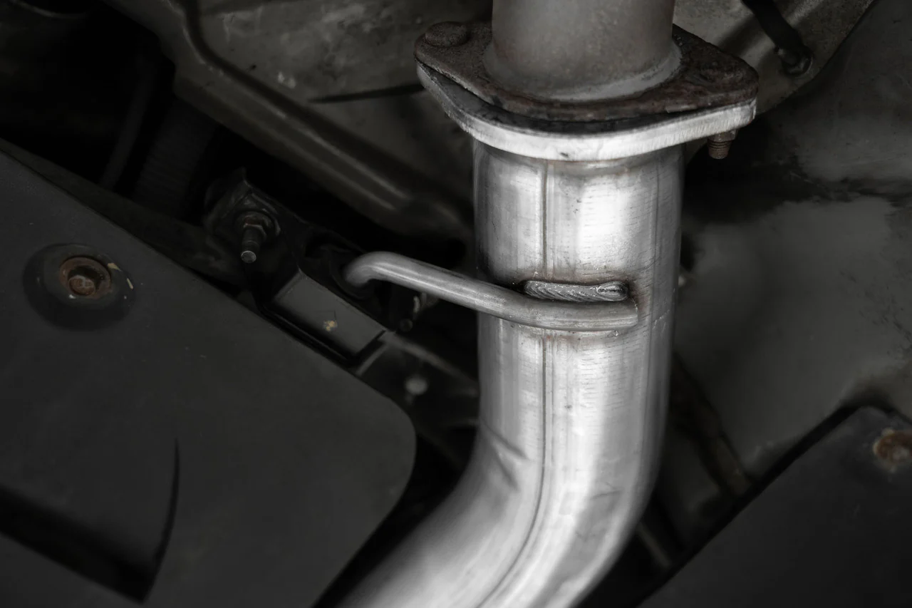 MBRP Exhaust Nissan GTR R35 3.8L (09-24) Bolt-On 3.5" Catback / 5" Dual Out Carbon Fiber Quad Tips - Image 3