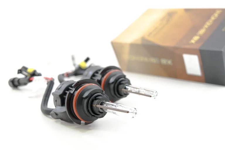 Morimoto 9004 / 9007 Bi-Xenon XB HID Bulbs 4300K / 5000K / 6000K