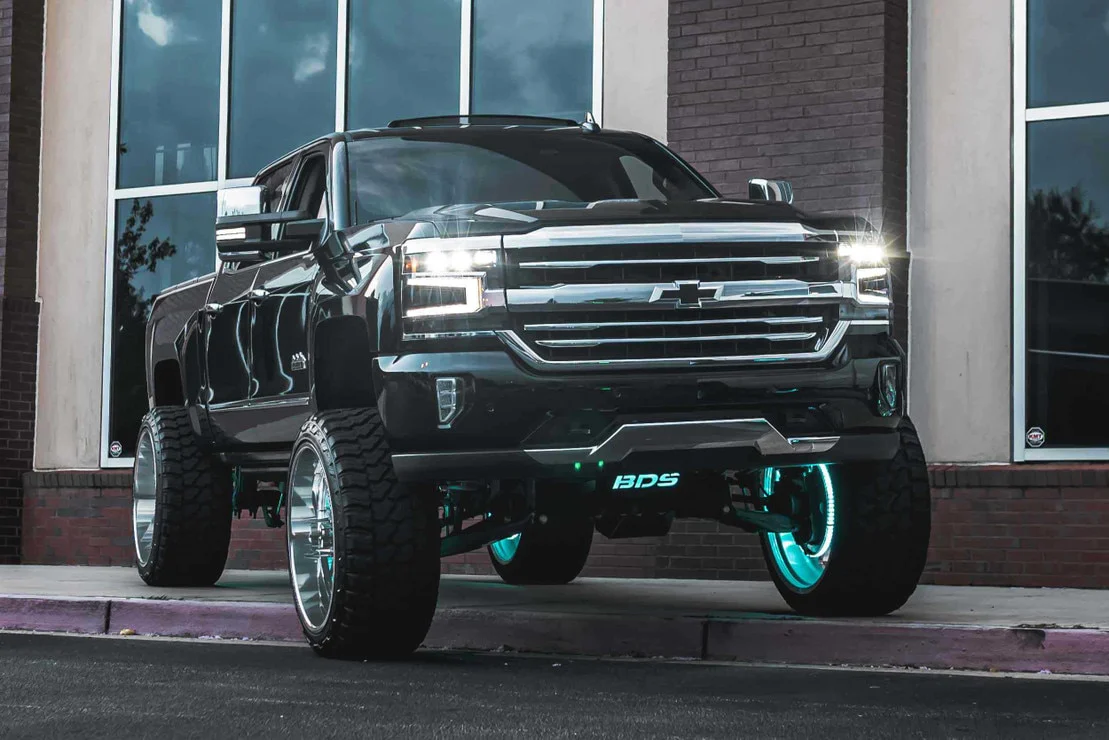 Morimoto Projector LED Headlights for Chevy Silverado 1500 (2016-2018) XB Osram-powered DRLs with Sequential Turn Signals - Image 9