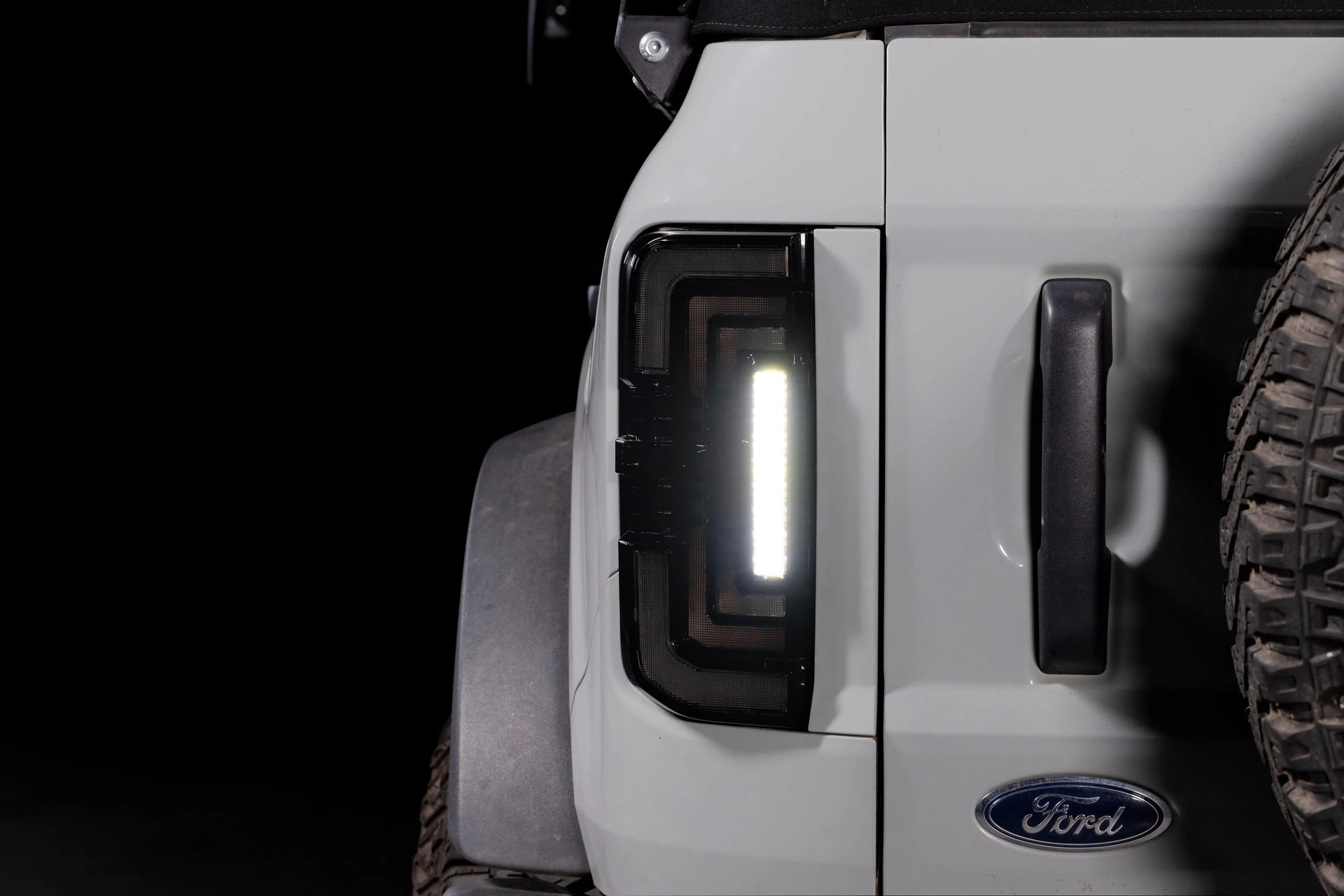 Morimoto Tail Lights for Ford Bronco (2021-2026) XB LED Low Profile with Red or Smoked Lens - Image 14