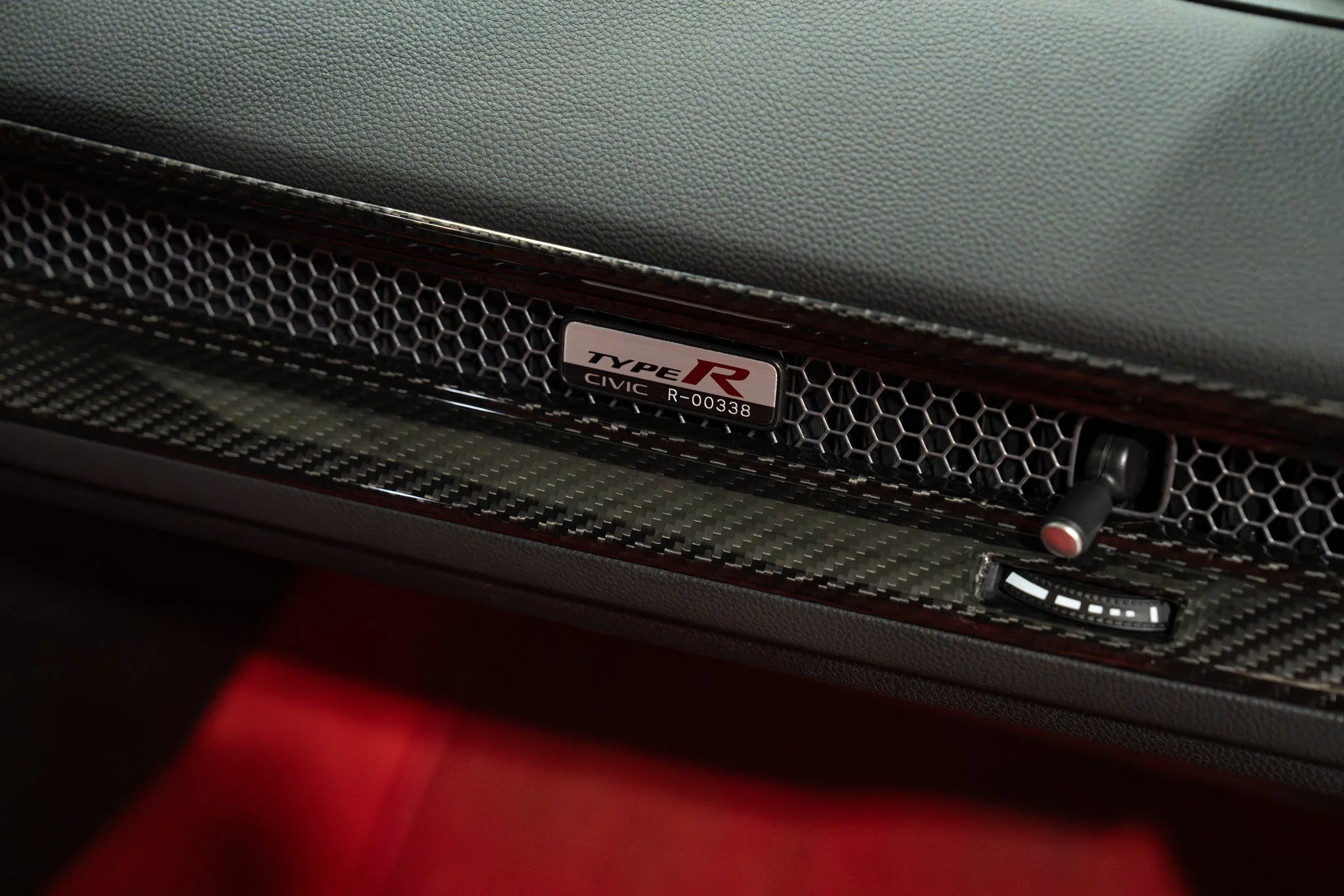 OLM Dash Trim Covers Honda Civic / Civic Type R FL5 (22-25) Glossy Dry Carbon Fiber - Image 6