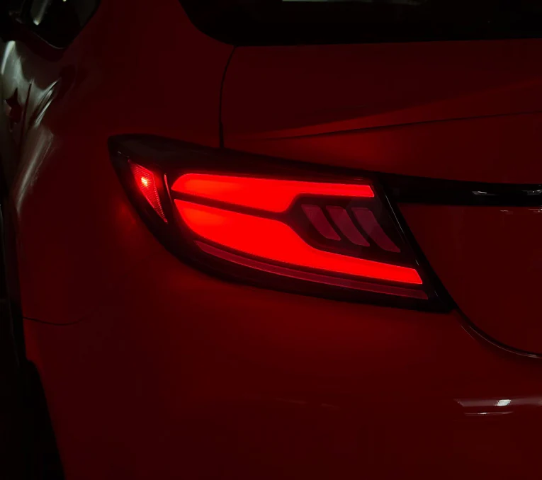 OLM LED Taillights for Subaru BRZ & Toyota GR86 (2022-2026) Raiden Style - Smoke Lens/Red Bar OLME.49016.1-SR - Image 6