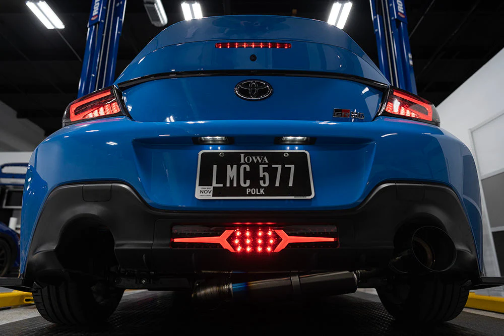 OLM Rear Fog Lights Toyota GR86 / Subaru BRZ (2022-2024) [Clear Lens] Black Base w/ White Bar - Image 4