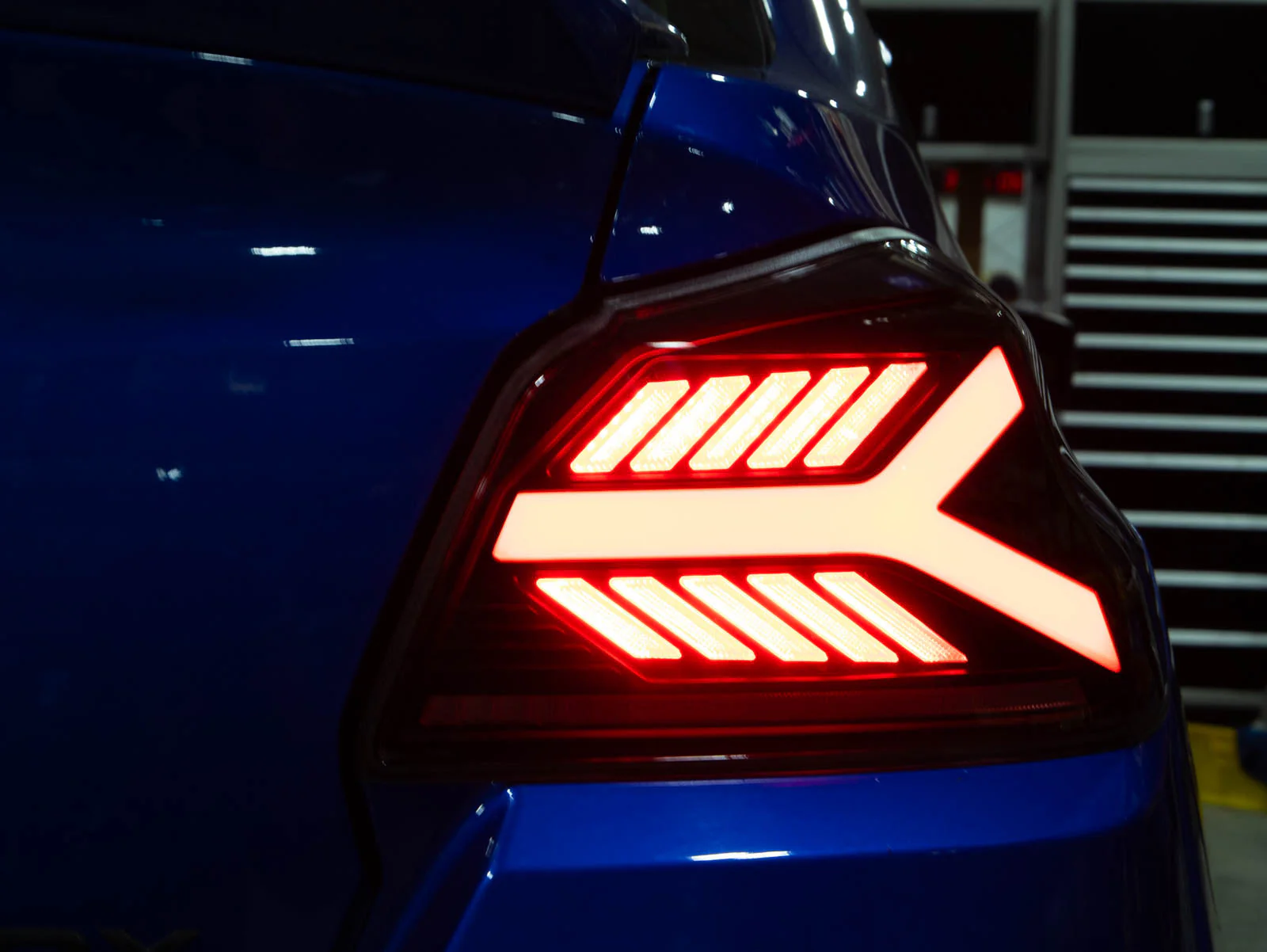 OLM LED Tail Lights for Subaru WRX / WRX STI (2015-2021) Y-Spec - Smoke Lens White Optic OLME.47004.1-SW - Image 8