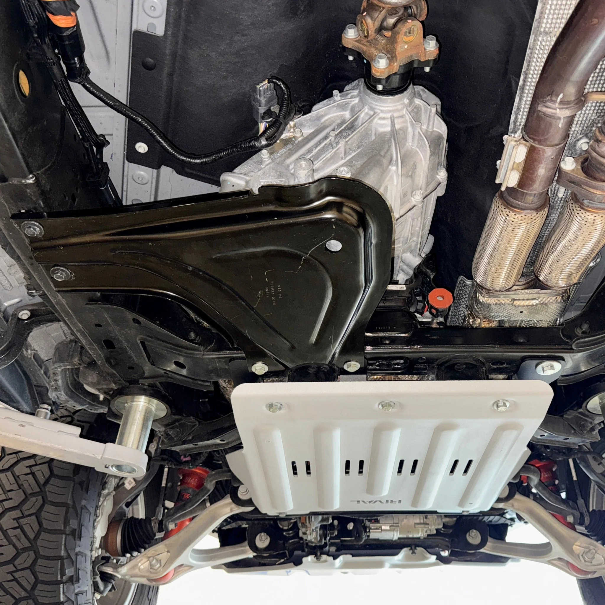 Rival 4x4 Transmission Skid Plate Ford Bronco 2 Door & 4 Door (2021-2025) Bolt On Easy Installation - 2333.1898.1.6 - Image 5