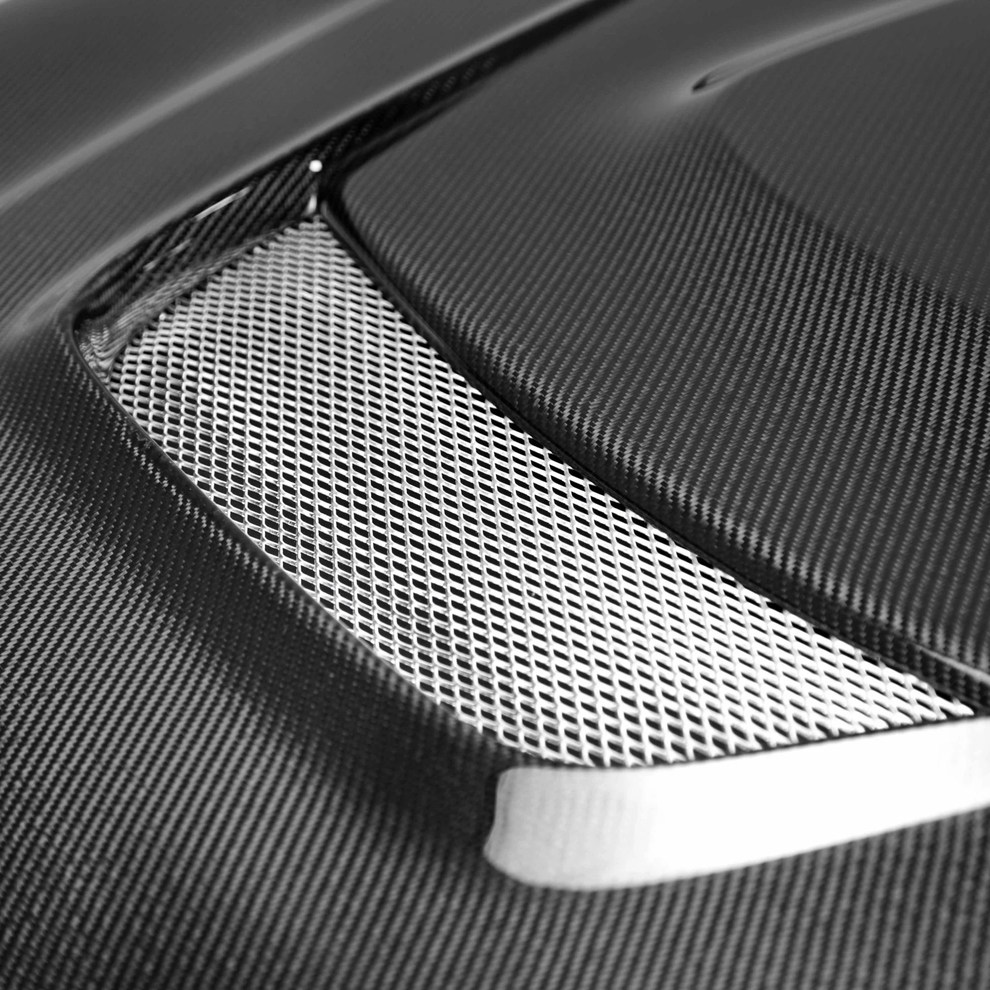 SEIBON Carbon Fiber Hood BMW 320i 328i 335i 340i 428i 430i 435i 440i (2012-2020) BM / GTR / OEM / VR / VS Style - Image 18