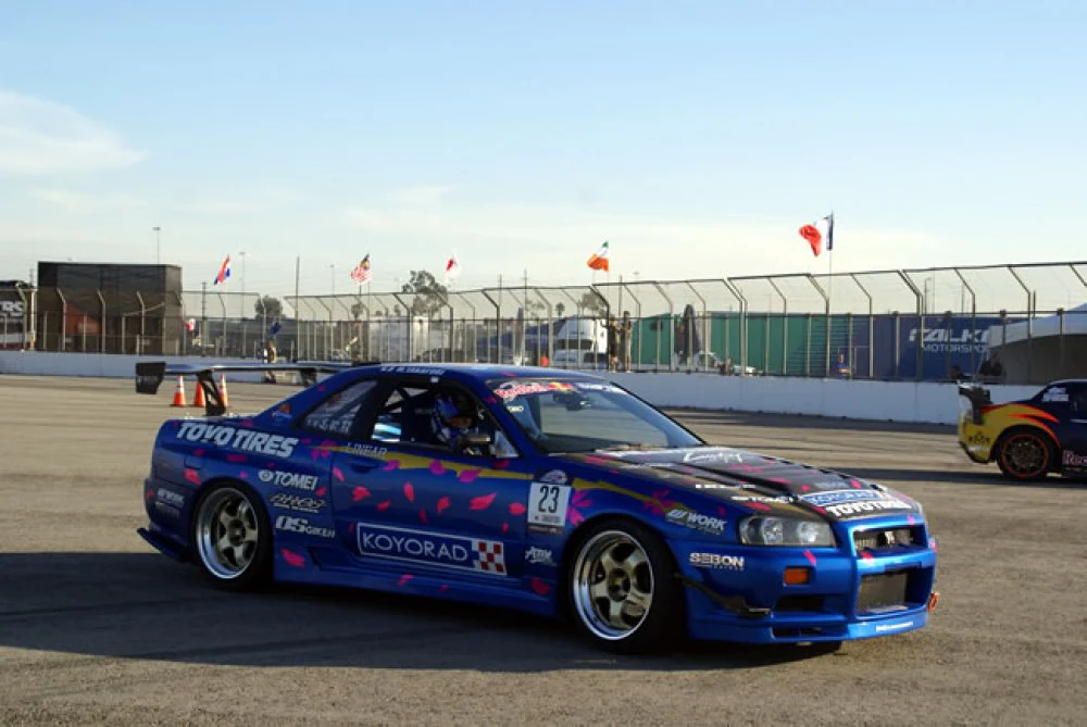SEIBON Carbon Fiber Hood Nissan Skyline GT-R R34 (99-02) DS Vented or OEM Style - Image 8