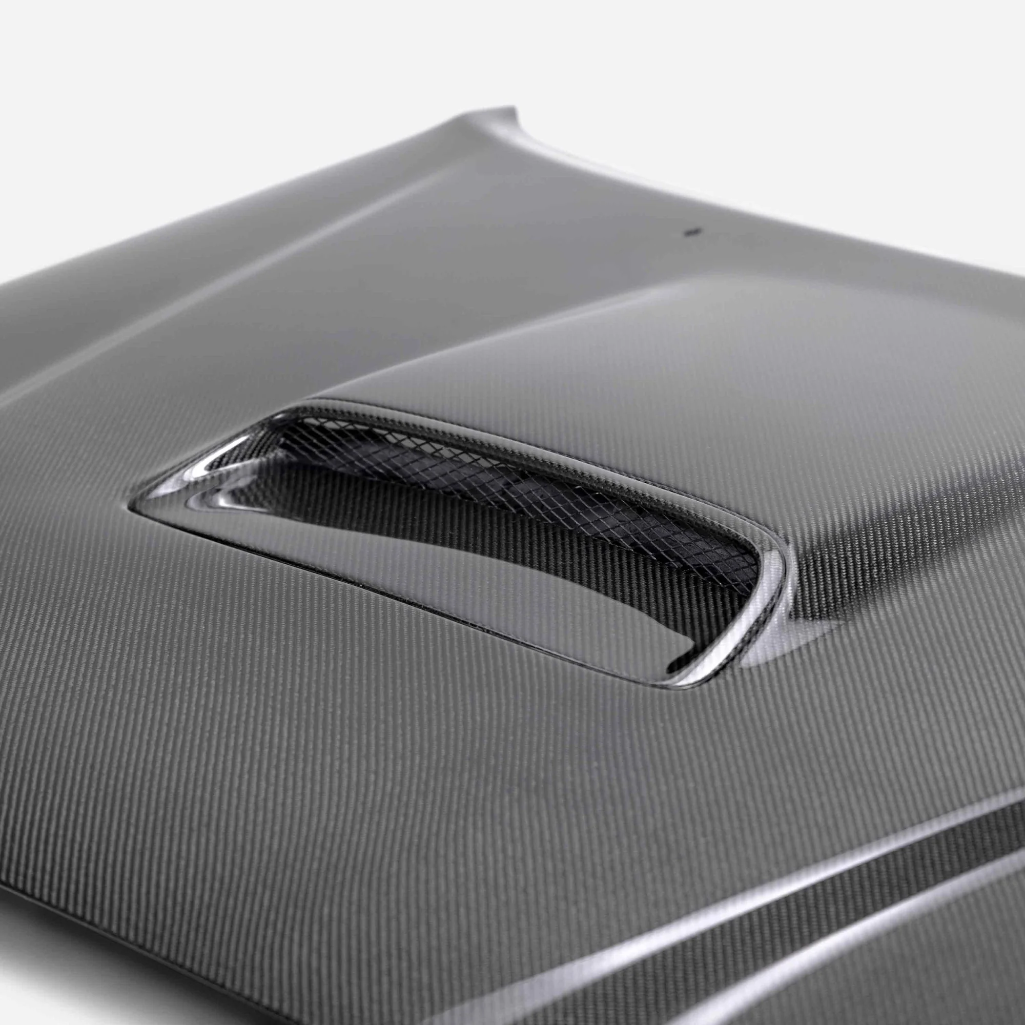 SEIBON Carbon Fiber Hood Toyota Tacoma (2005-2023) TR or TS Style - Image 3
