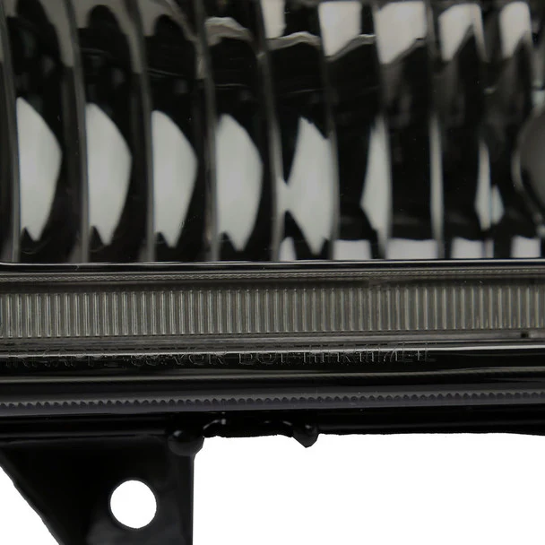 Spec-D Headlights Ford F250 F350 F450 F550 Superduty (99-04) Excursion (00-04) Euro Style OEM Replacement w/ Black or Chrome Housing - Image 17