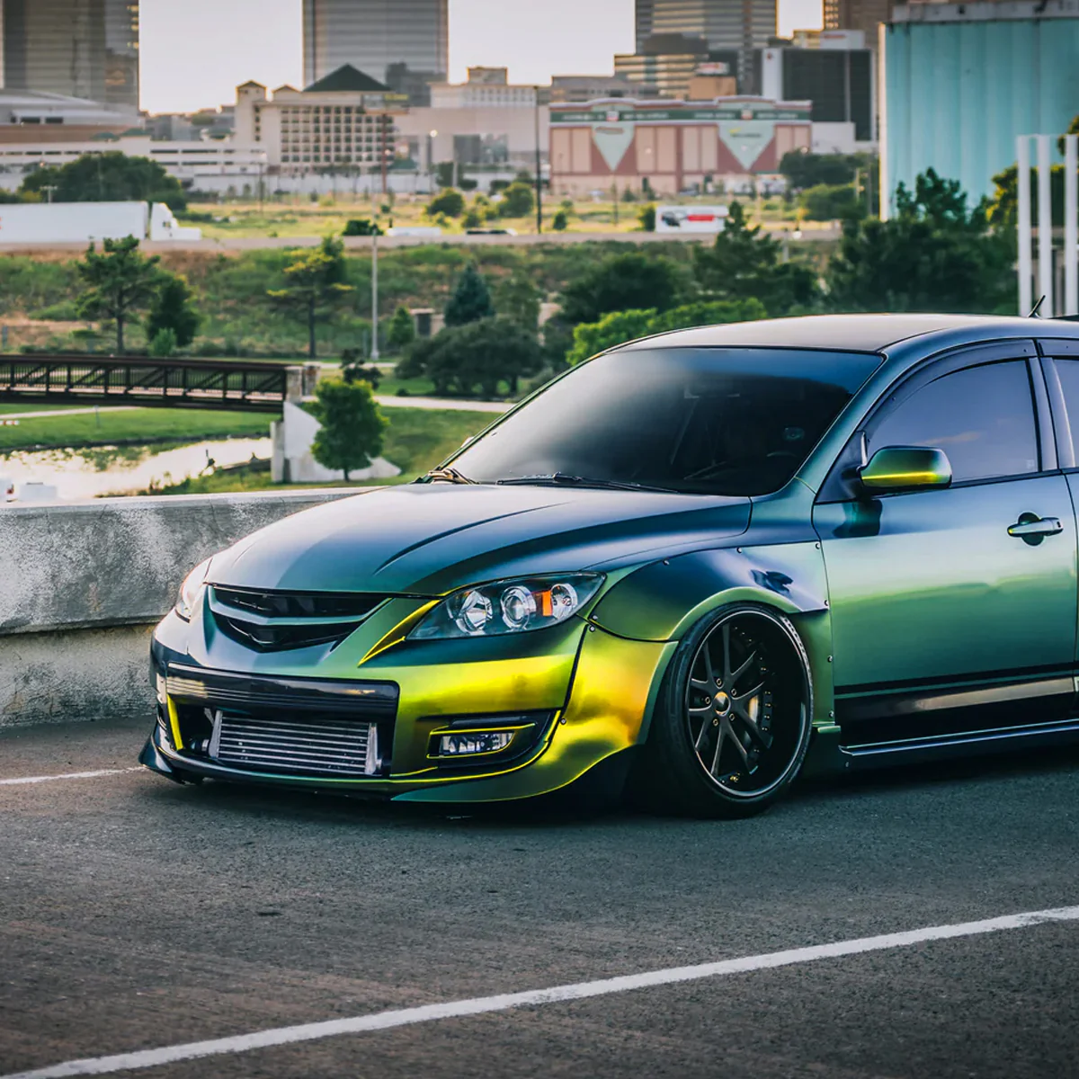 Spec-D Projector Headlights Mazda 3 Sedan (2004-2009) Black or Chrome Replacements - Image 3