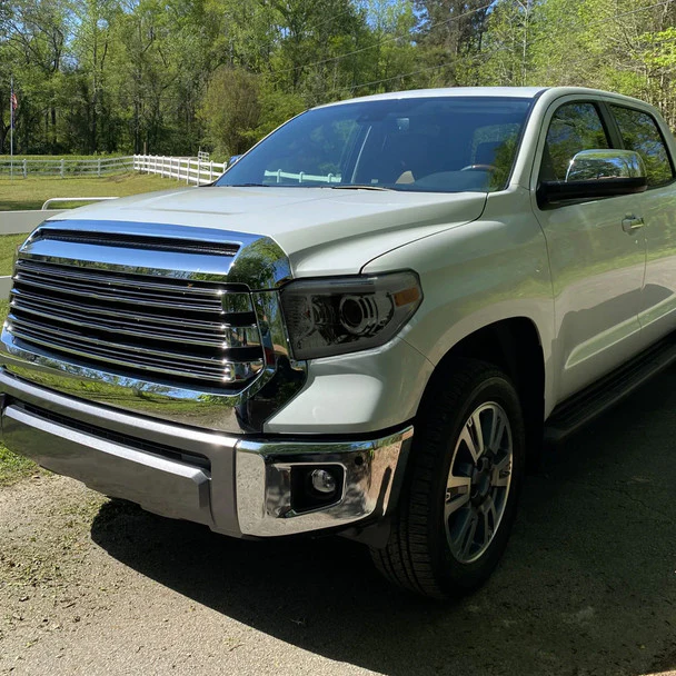 Spec-D Projector Headlights Toyota Tundra (2014-2021) w/ Switchback Sequential Turn Signal LED Bar - Black or Chrome - Image 18