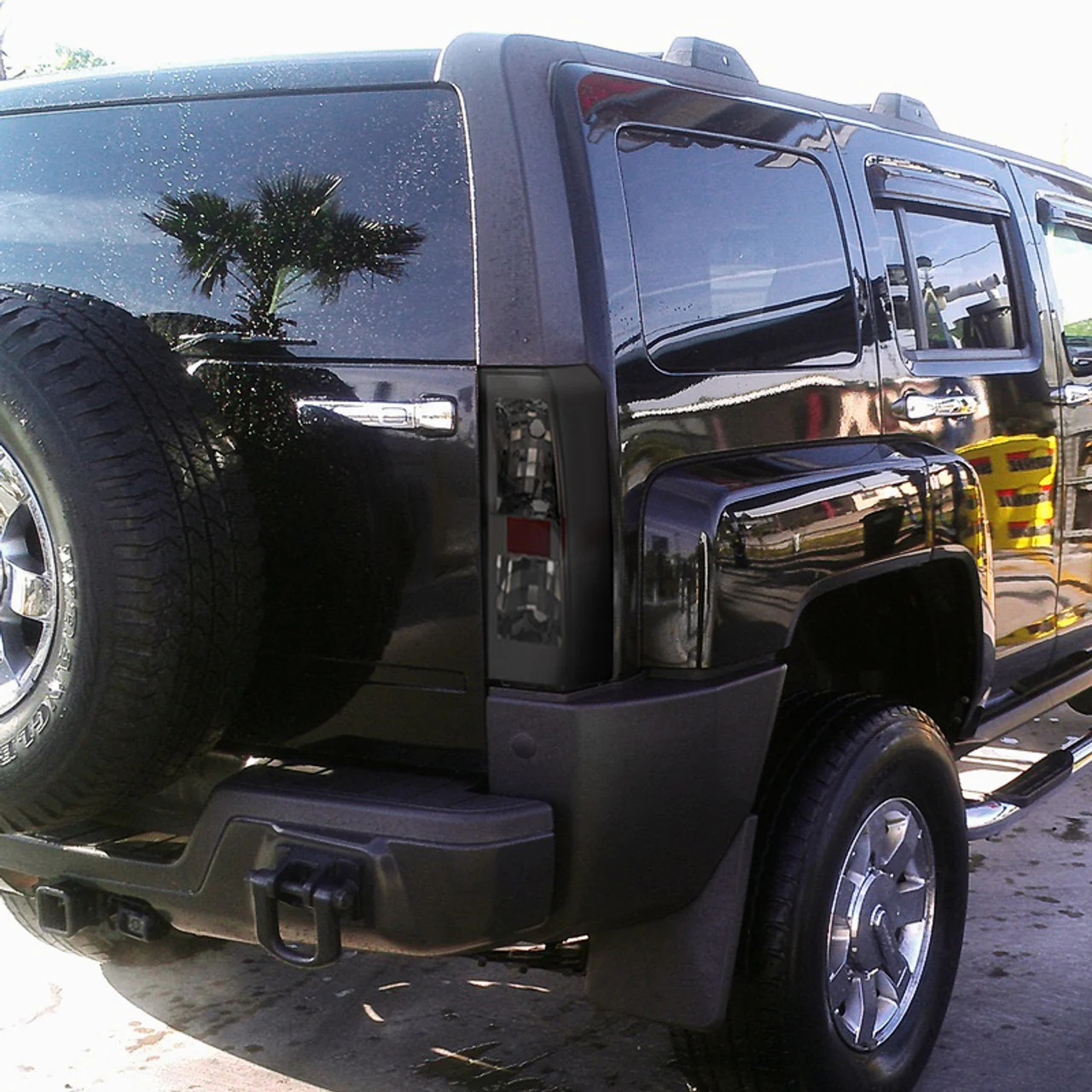 Spec-D Tail Lights Hummer H3 (05-10) Altezza Style w/ Chrome Housing & Smoked Lens - Image 11
