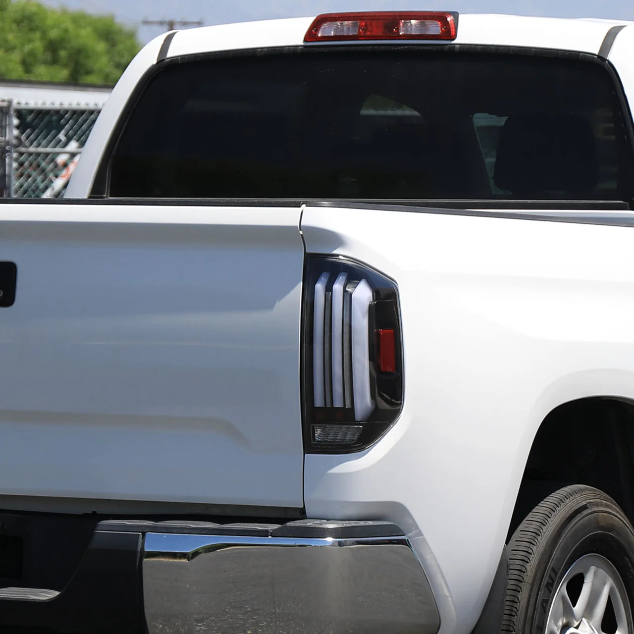 Spec-D Tail Lights Toyota Tundra (2014-2021) Full LED Sequential Turn Signal Matte or Jetblack Black w/ Smoked or Clear Lens - Image 23