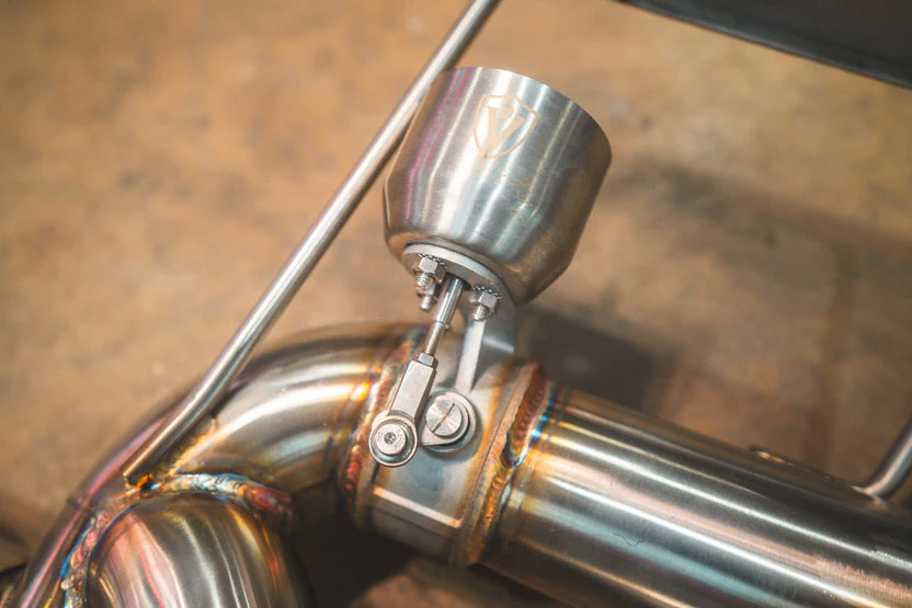 Valvetronic Exhaust BMW E46 M3 (2001-2006) Valved Sport Rear Section Axleback Muffler w/ Tips - Image 5