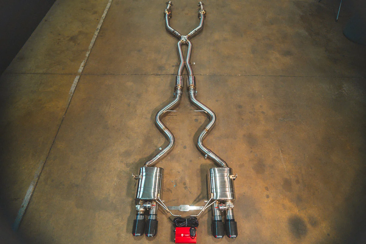 Valvetronic Exhaust BMW M3 E90 E92 E93 (2008-2013) Valved Sport Rear Section Axleback Muffler w/ Tips - Image 3