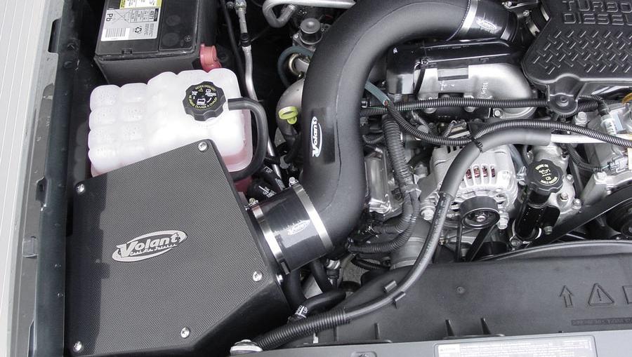 Volant Closed Box Air Intake Chevy Silverado 2500HD/3500HD 6.6L V8 (04-05) PowerCore or Oiled Air Filter - Image 2